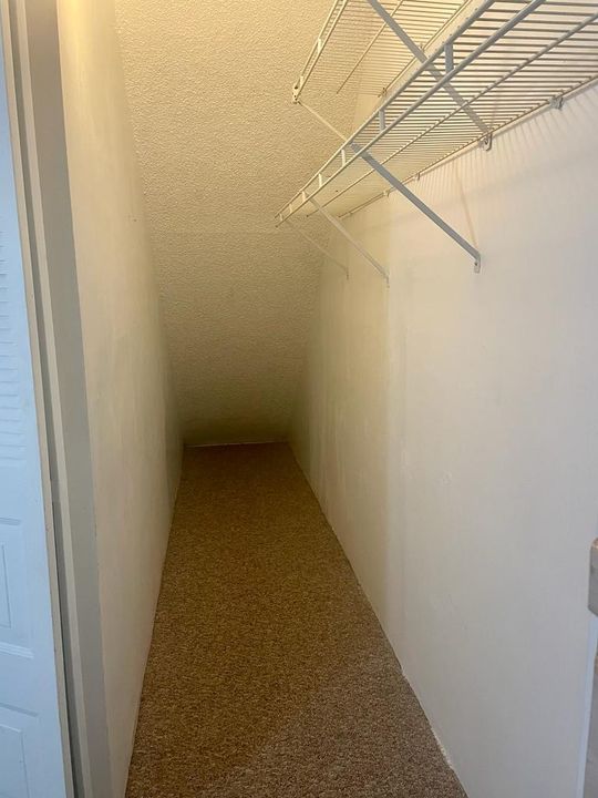 出租: $3,200 (3 贝兹, 2 浴室, 1760 平方英尺)