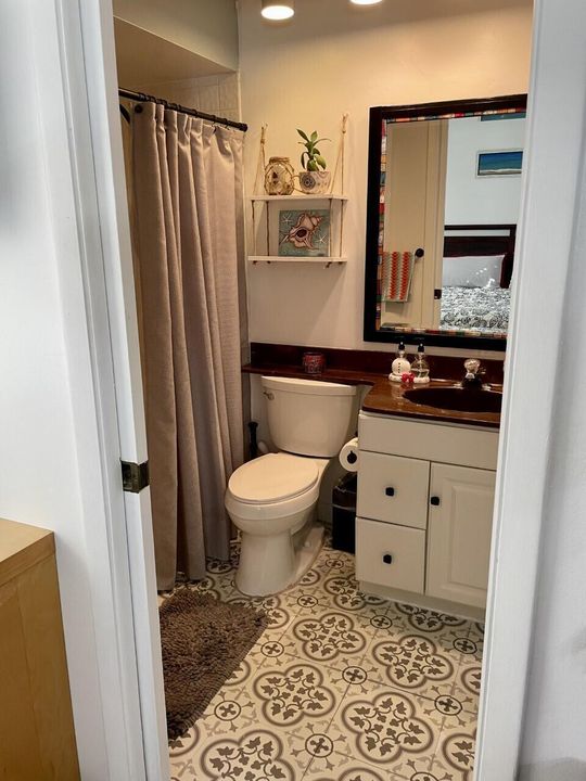 出租: $3,200 (3 贝兹, 2 浴室, 1760 平方英尺)