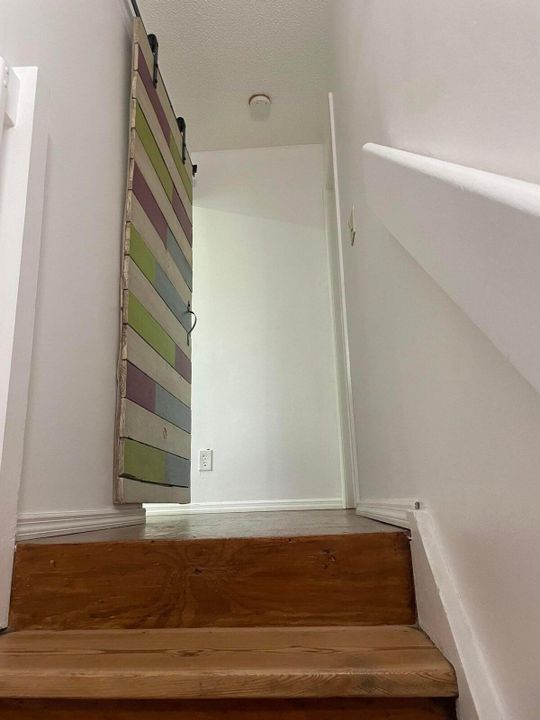 出租: $3,200 (3 贝兹, 2 浴室, 1760 平方英尺)