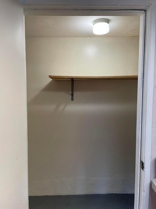 出租: $3,200 (3 贝兹, 2 浴室, 1760 平方英尺)