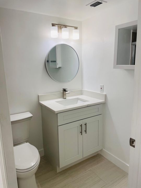 В аренду: $1,900 (2 спален, 1 ванн, 935 Квадратных фут)