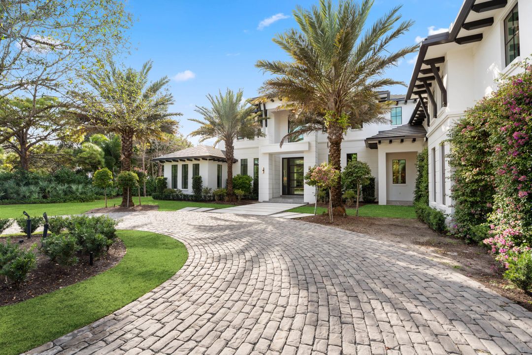 For Sale: $25,750,000 (5 beds, 7 baths, 7907 Square Feet)
