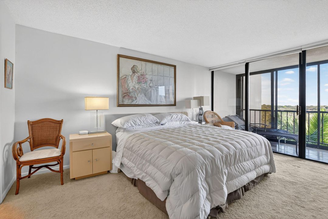 待售: $199,000 (2 贝兹, 2 浴室, 1255 平方英尺)