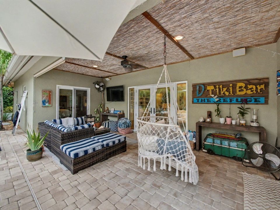 For Rent: $12,000 (5 beds, 3 baths, 2737 Square Feet)