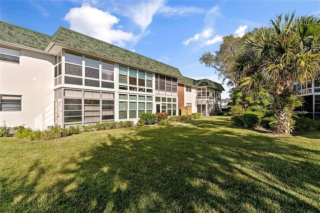 На продажу: $169,000 (2 спален, 2 ванн, 1000 Квадратных фут)