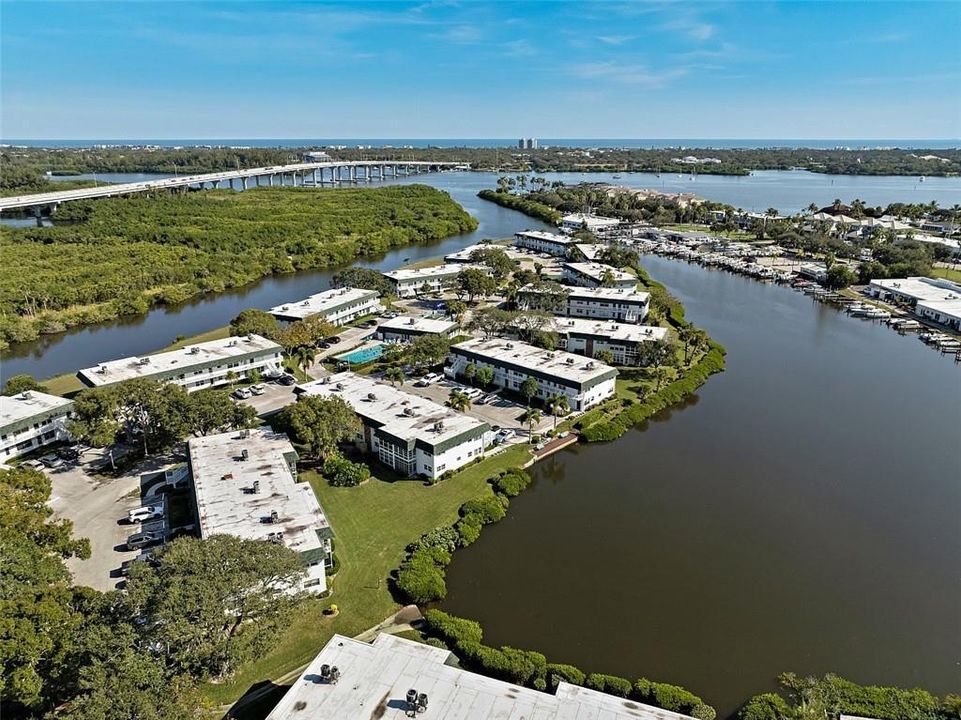 На продажу: $169,000 (2 спален, 2 ванн, 1000 Квадратных фут)