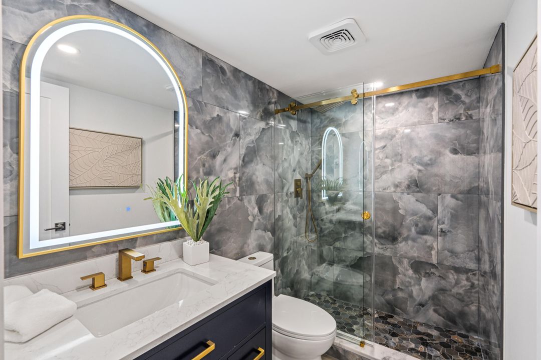 For Sale: $1,395,000 (3 beds, 2 baths, 1273 Square Feet)