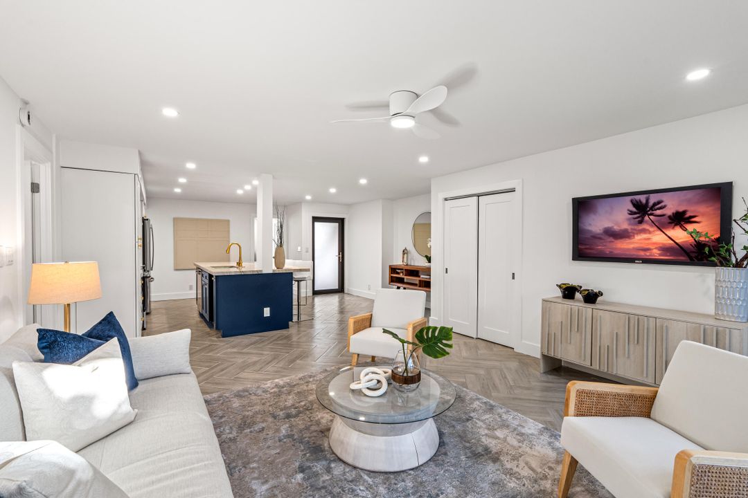 For Sale: $1,395,000 (3 beds, 2 baths, 1273 Square Feet)