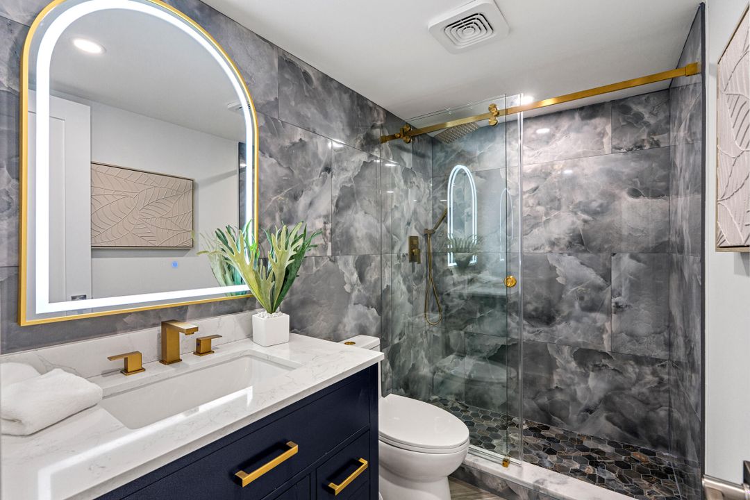 For Sale: $1,395,000 (3 beds, 2 baths, 1273 Square Feet)