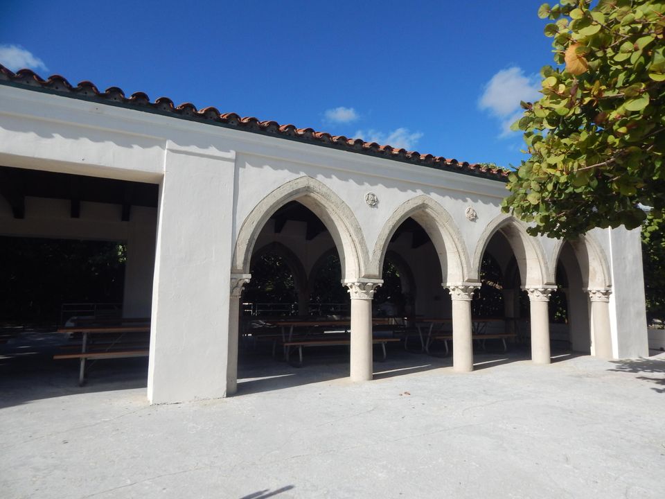 En Venta: $1,325,000 (3 camas, 3 baños, 2143 Pies cuadrados)