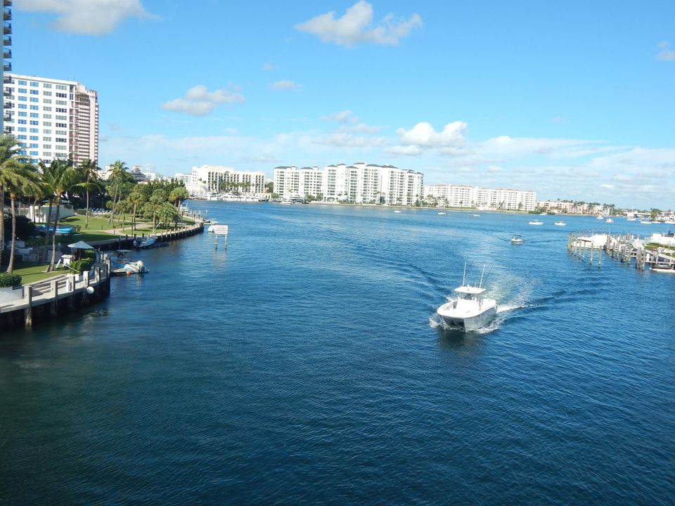 En Venta: $1,325,000 (3 camas, 3 baños, 2143 Pies cuadrados)