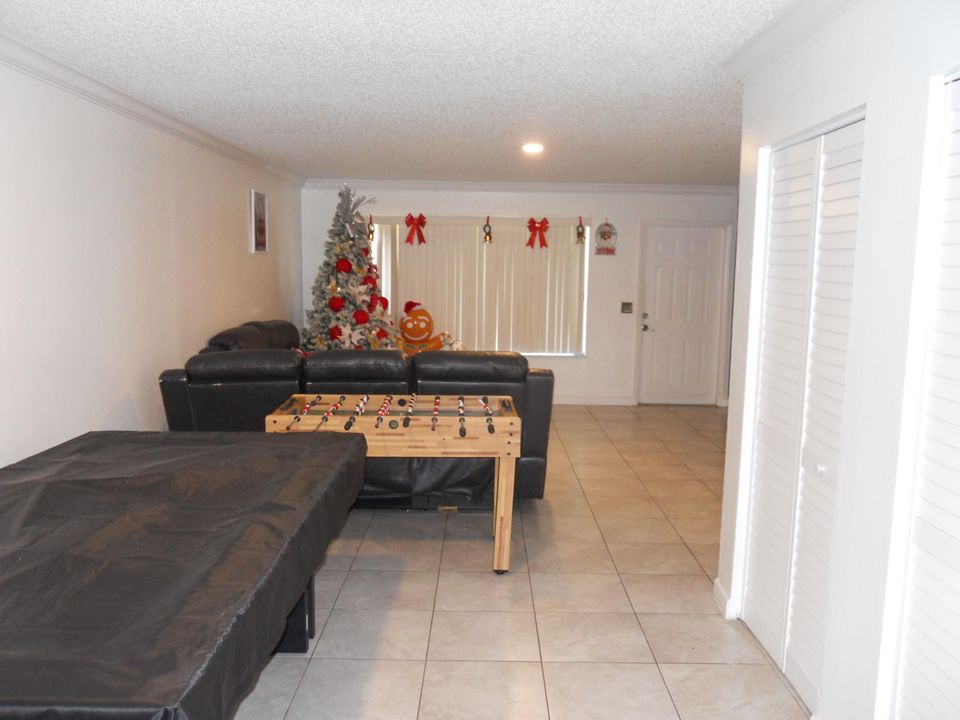 En Venta: $280,000 (3 camas, 2 baños, 1312 Pies cuadrados)