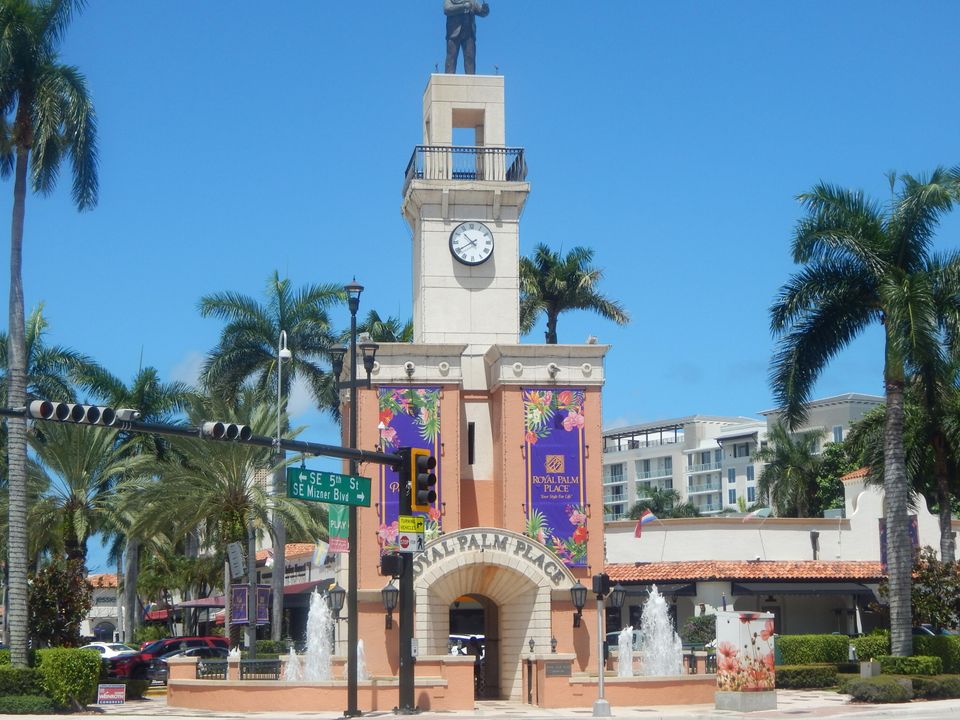 En Venta: $1,325,000 (3 camas, 3 baños, 2143 Pies cuadrados)