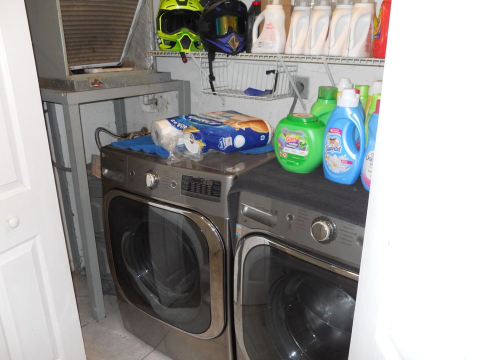 En Venta: $280,000 (3 camas, 2 baños, 1312 Pies cuadrados)