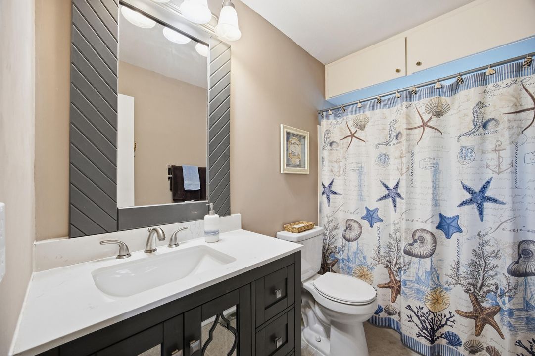 For Sale: $158,000 (2 beds, 2 baths, 992 Square Feet)