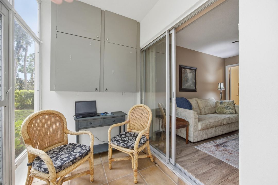 For Sale: $158,000 (2 beds, 2 baths, 992 Square Feet)