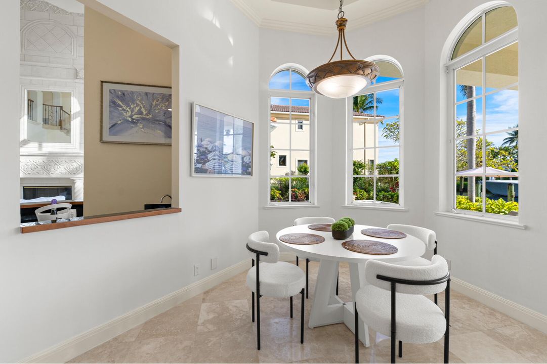 For Sale: $5,950,000 (5 beds, 5 baths, 5006 Square Feet)