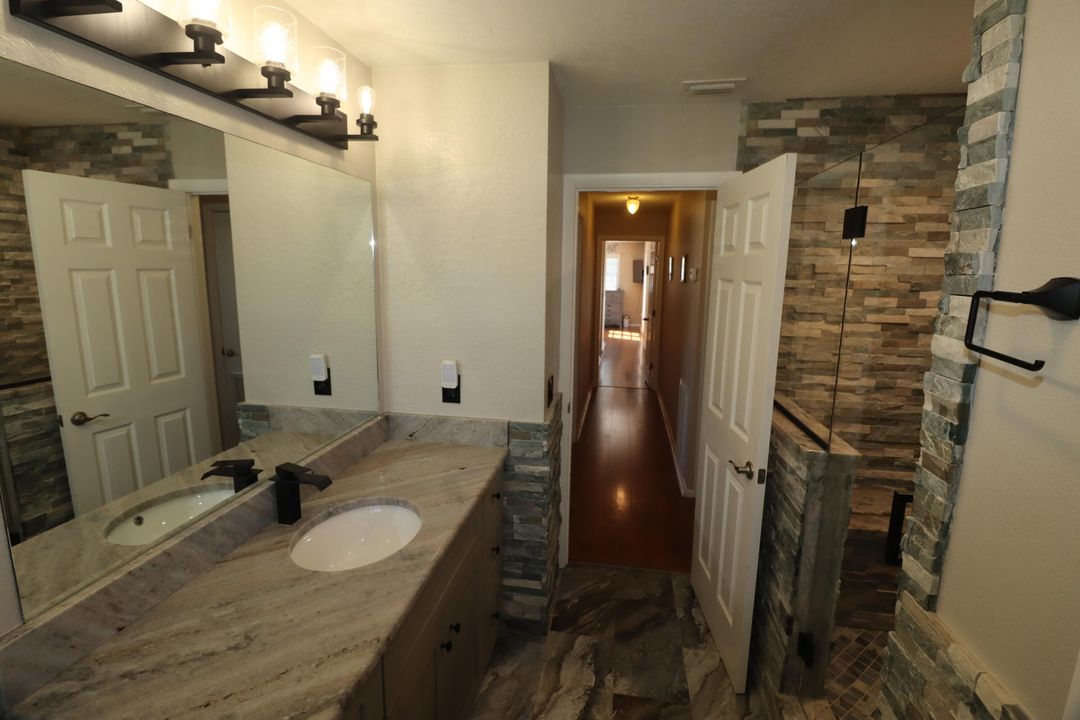 En Venta: $585,000 (3 camas, 2 baños, 2191 Pies cuadrados)