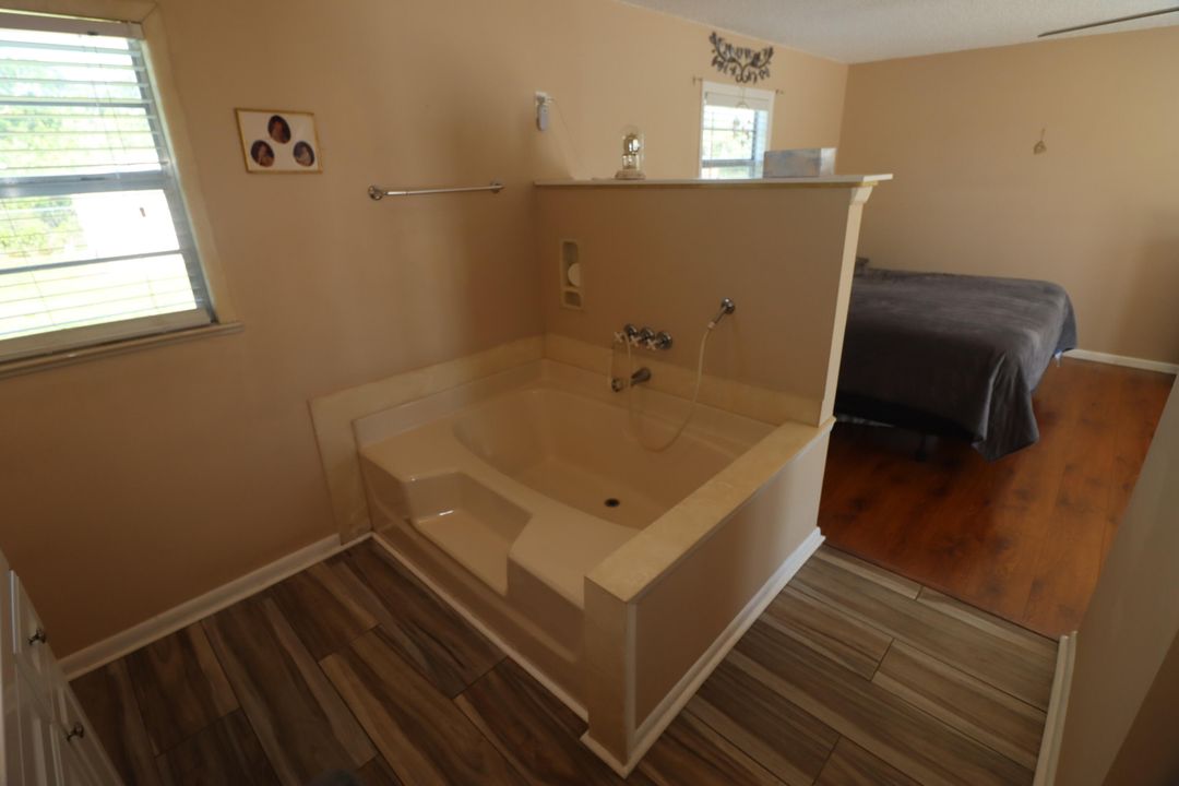 En Venta: $585,000 (3 camas, 2 baños, 2191 Pies cuadrados)