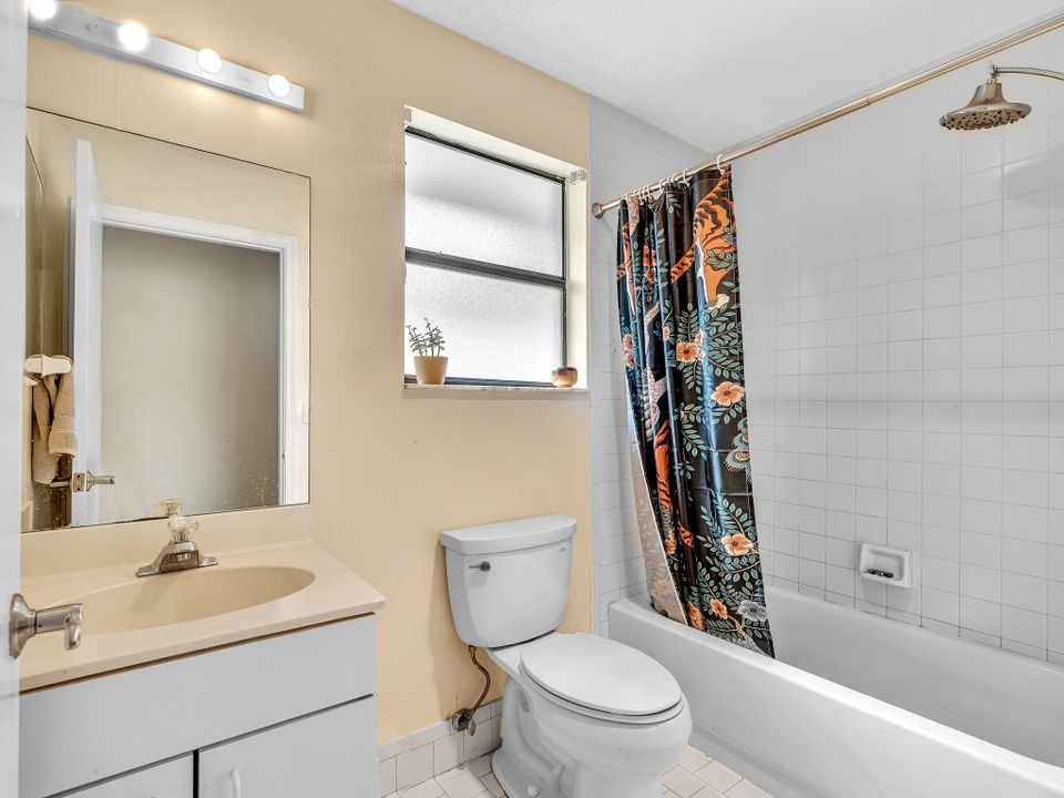 En Venta: $495,000 (2 camas, 2 baños, 1411 Pies cuadrados)