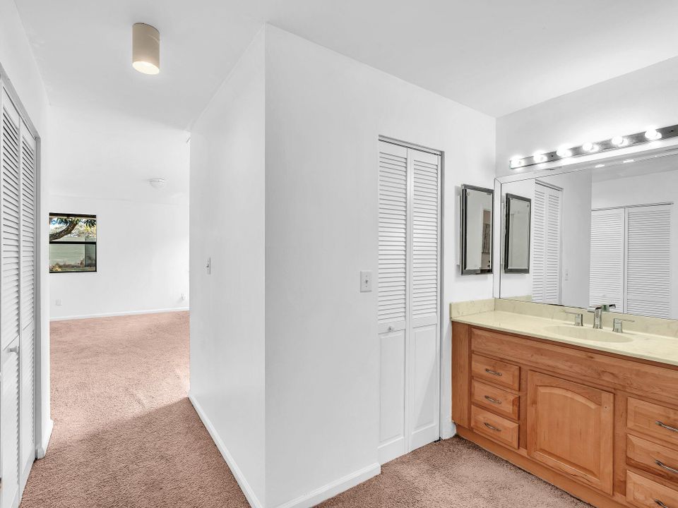 En Venta: $495,000 (2 camas, 2 baños, 1411 Pies cuadrados)