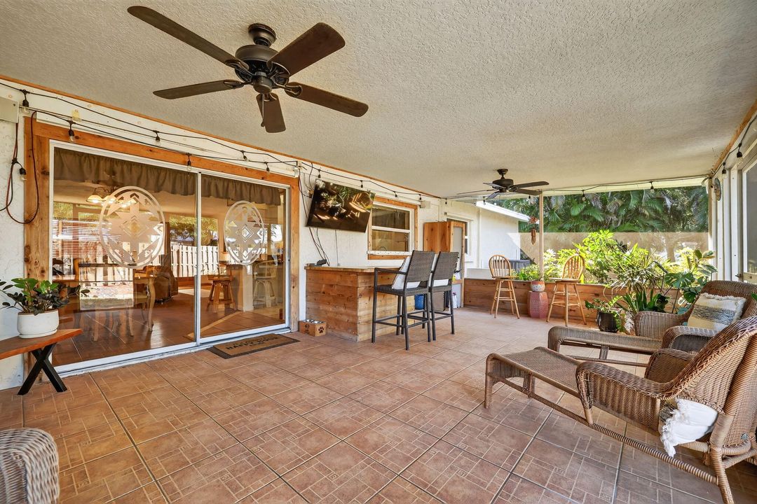 For Sale: $430,000 (3 beds, 2 baths, 1526 Square Feet)