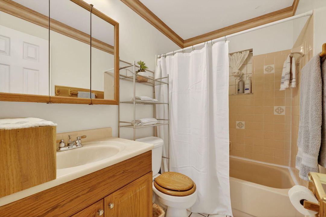 For Sale: $430,000 (3 beds, 2 baths, 1526 Square Feet)