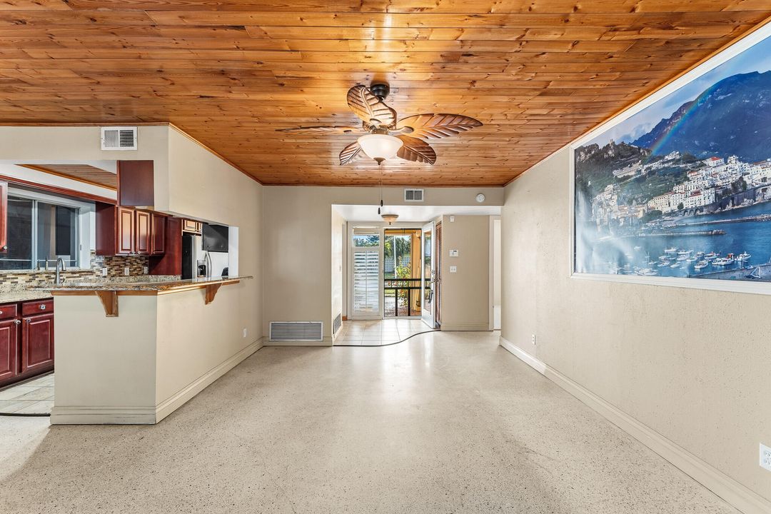 For Sale: $410,000 (3 beds, 2 baths, 1318 Square Feet)