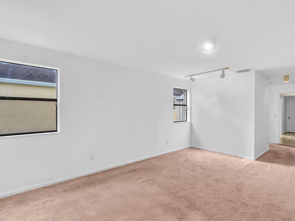 En Venta: $495,000 (2 camas, 2 baños, 1411 Pies cuadrados)