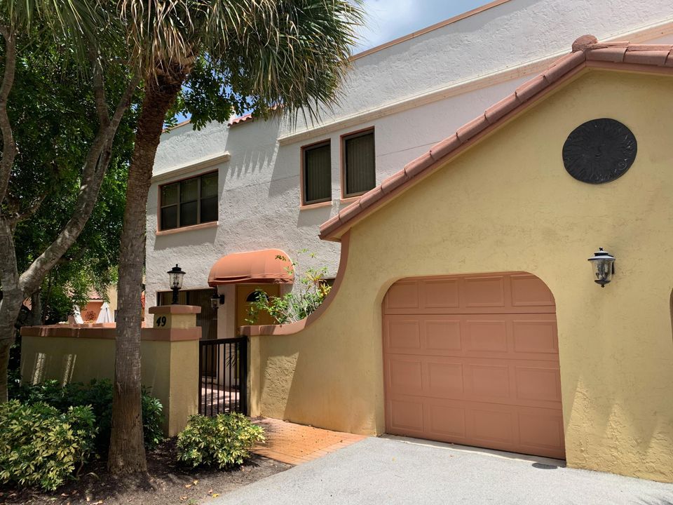 For Rent: $5,500 (2 beds, 2 baths, 1494 Square Feet)