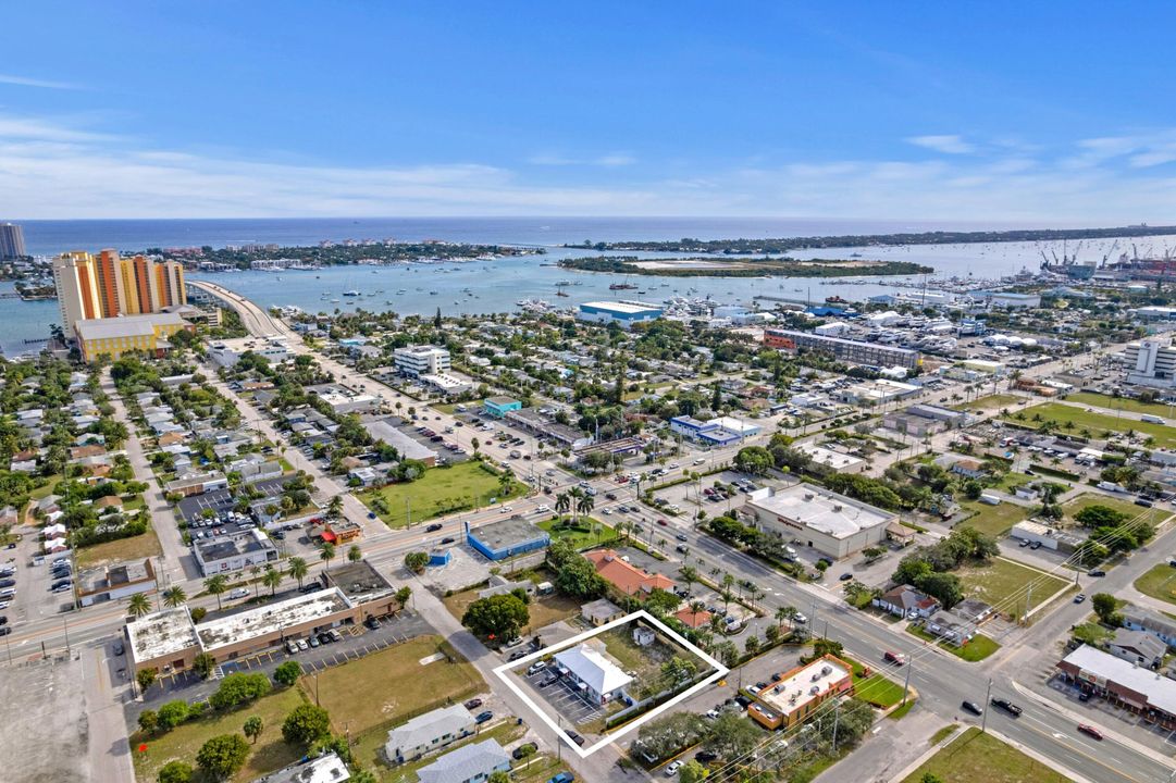 En Venta: $550,000 (0 camas, 0 baños, 2206 Pies cuadrados)