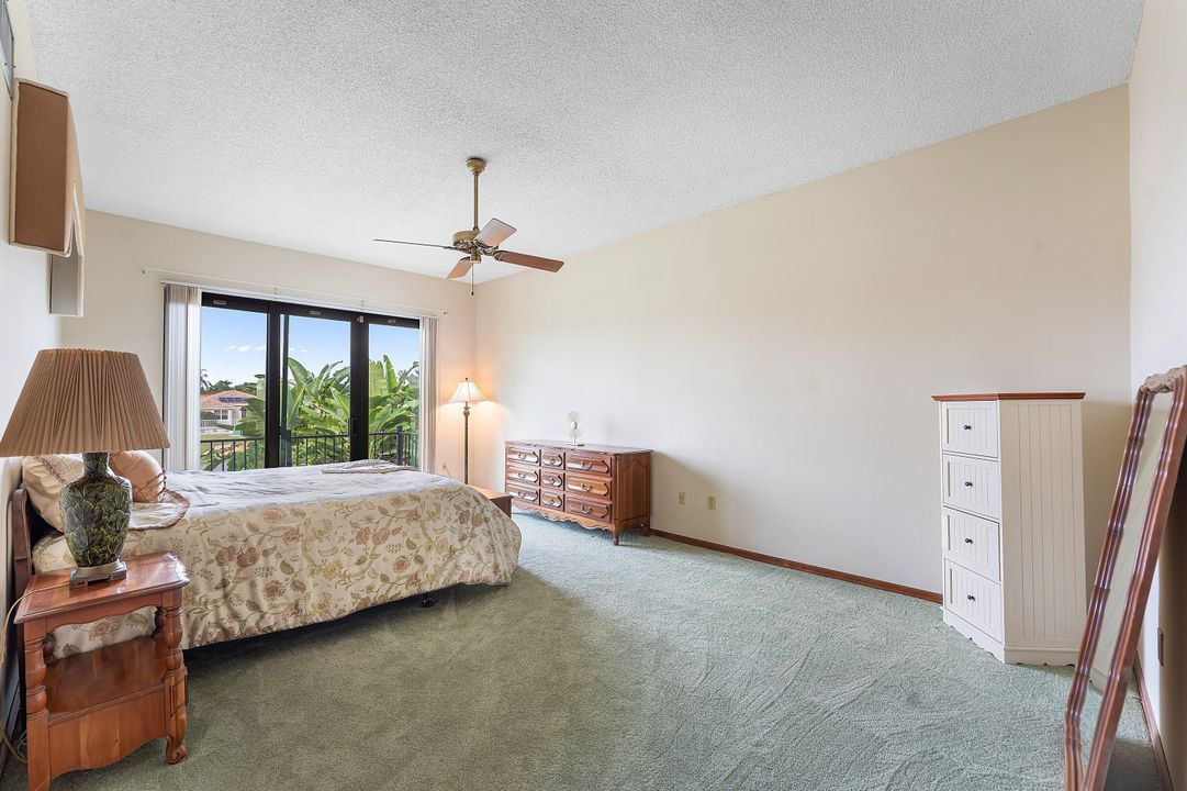 For Sale: $775,000 (4 beds, 3 baths, 2743 Square Feet)