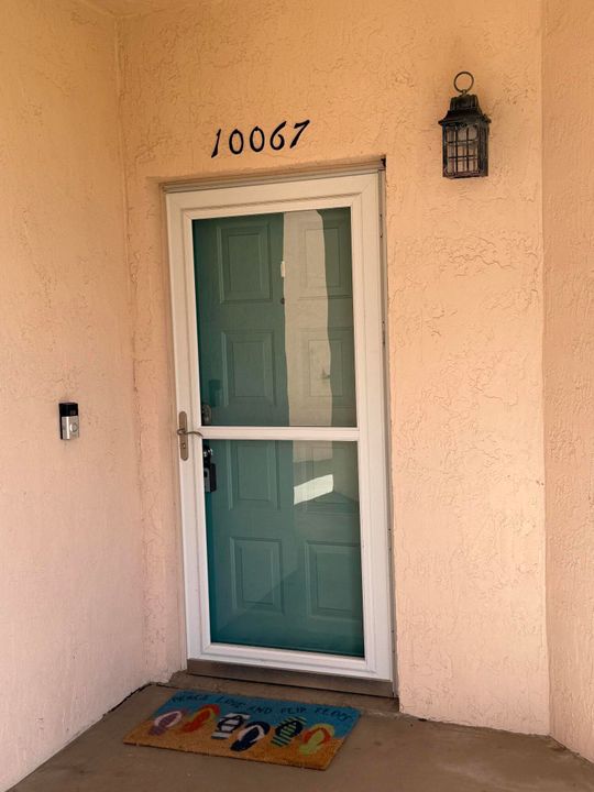 出租: $1,800 (1 贝兹, 1 浴室, 850 平方英尺)