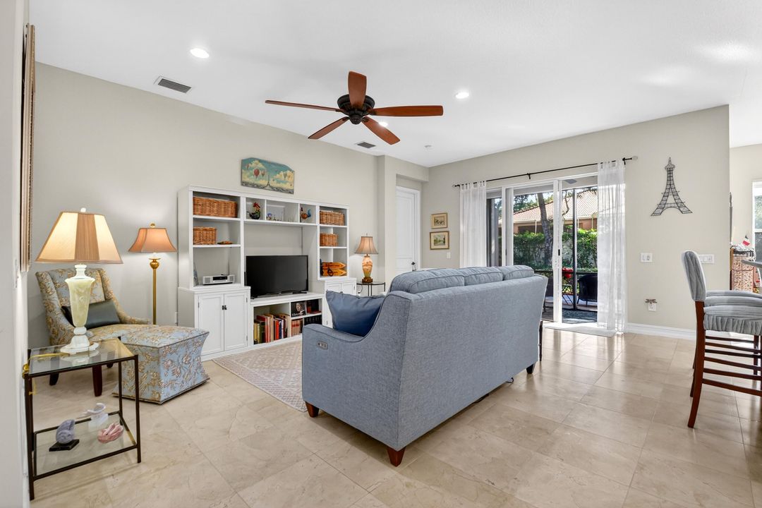 待售: $468,000 (3 贝兹, 2 浴室, 1760 平方英尺)