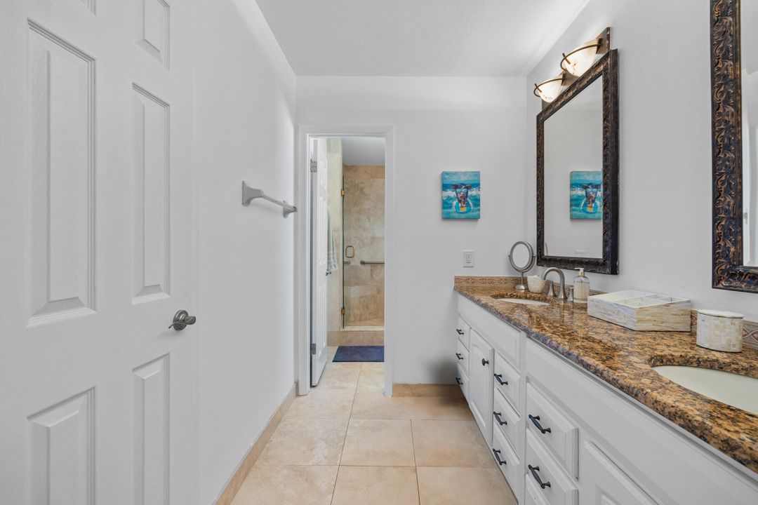 For Sale: $2,275,000 (3 beds, 2 baths, 2020 Square Feet)