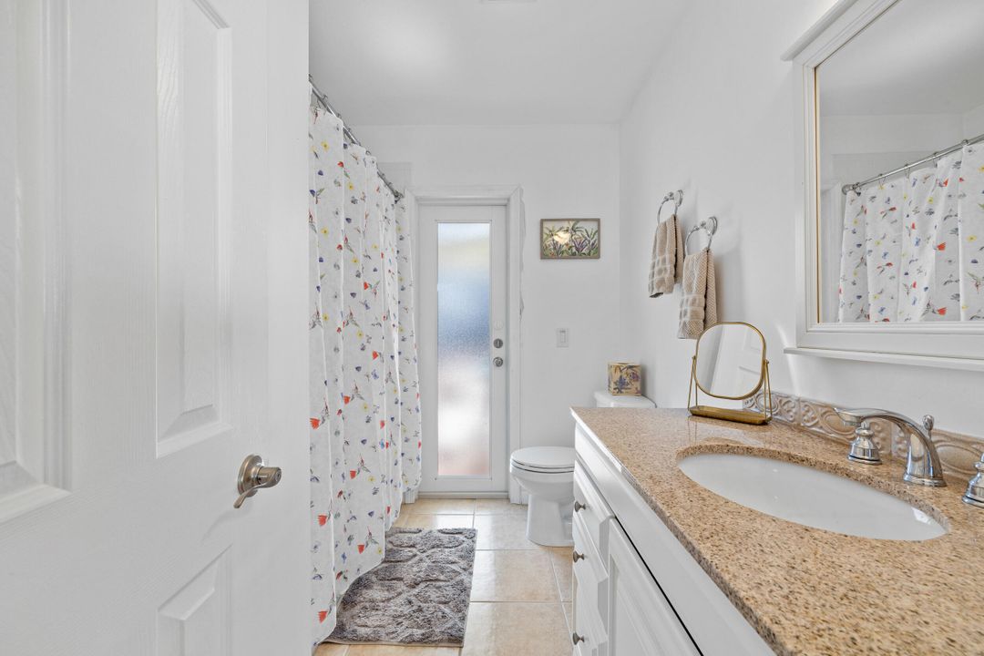 For Sale: $2,275,000 (3 beds, 2 baths, 2020 Square Feet)