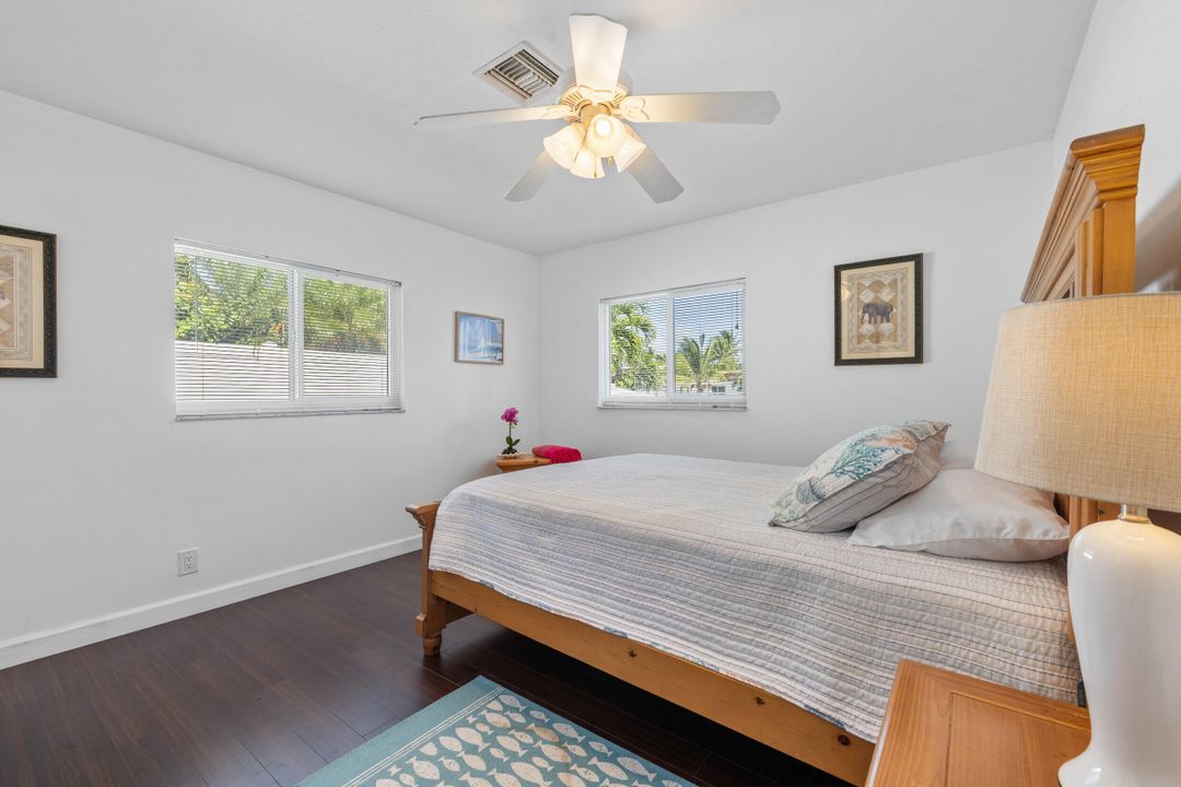 For Sale: $2,275,000 (3 beds, 2 baths, 2020 Square Feet)