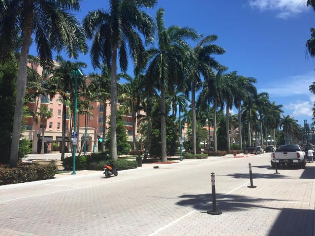 На продажу: $209,000 (2 спален, 2 ванн, 1050 Квадратных фут)