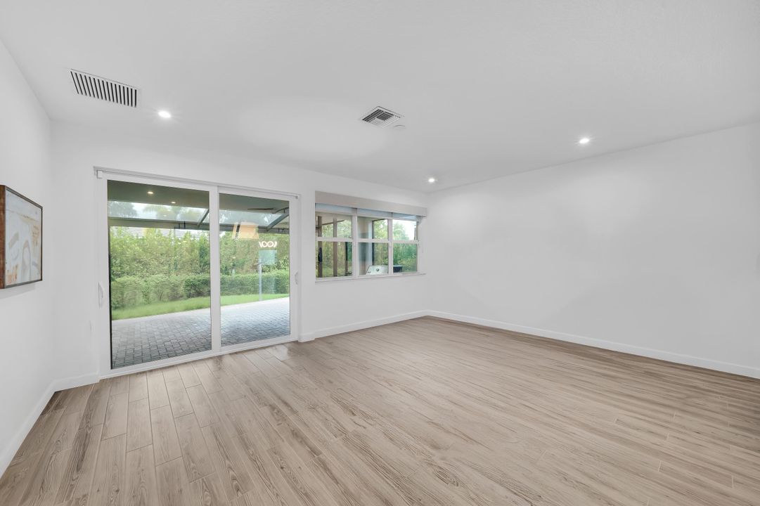 出租: $2,850 (3 贝兹, 2 浴室, 1878 平方英尺)