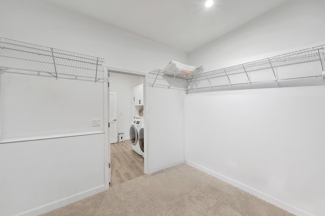 出租: $2,850 (3 贝兹, 2 浴室, 1878 平方英尺)