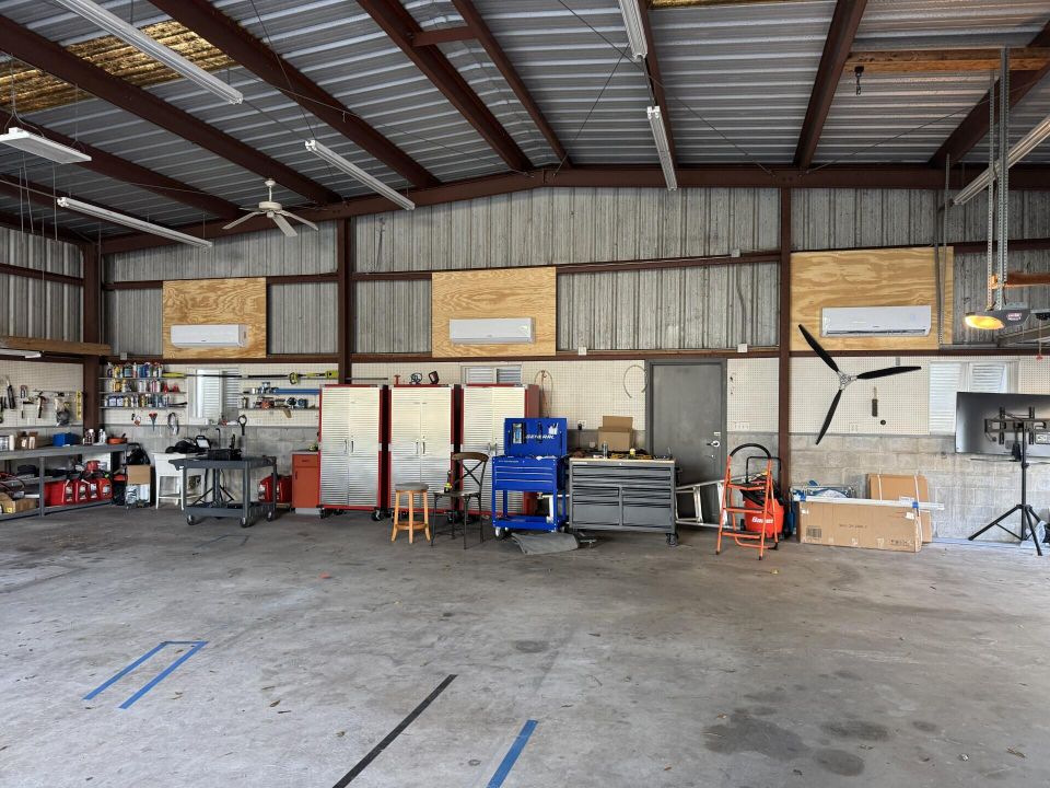 For Sale: $750,000 (5 beds, 3 baths, 2537 Square Feet)