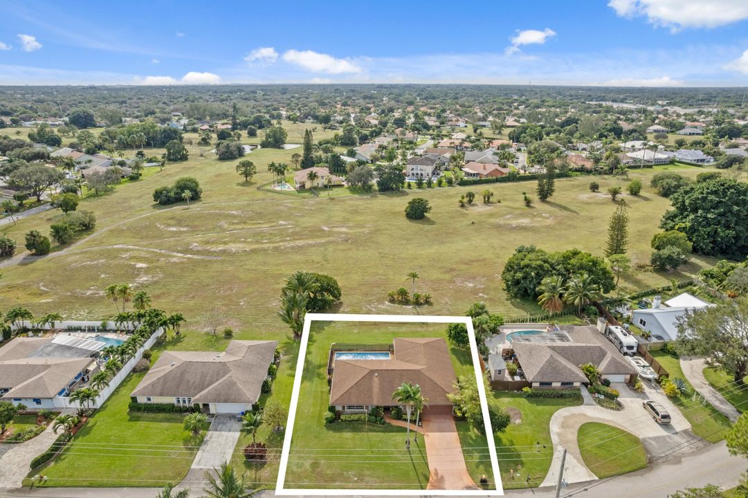 En Venta: $520,000 (3 camas, 2 baños, 1971 Pies cuadrados)