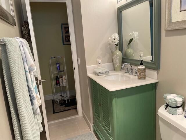 For Sale: $304,000 (2 beds, 2 baths, 1400 Square Feet)