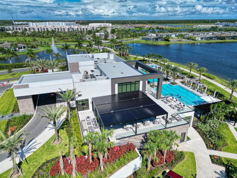 出租: $2,850 (3 贝兹, 2 浴室, 1878 平方英尺)