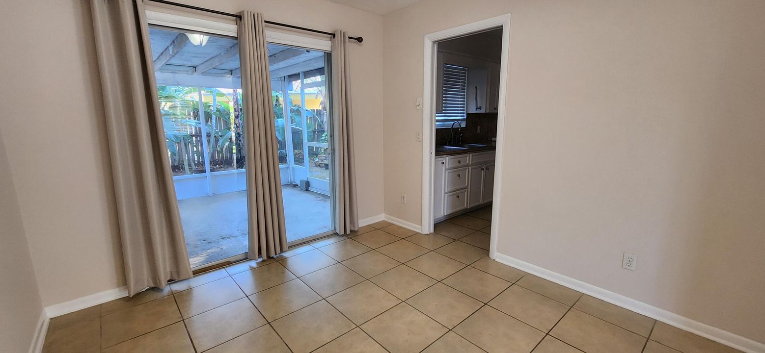 For Rent: $2,500 (3 beds, 2 baths, 1688 Square Feet)