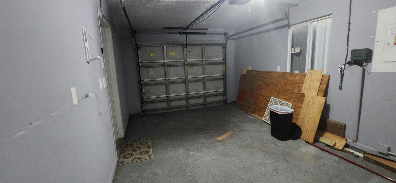 For Rent: $2,500 (3 beds, 2 baths, 1688 Square Feet)