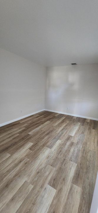 For Rent: $2,500 (3 beds, 2 baths, 1688 Square Feet)