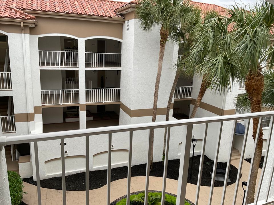 For Sale: $595,000 (3 beds, 2 baths, 1925 Square Feet)