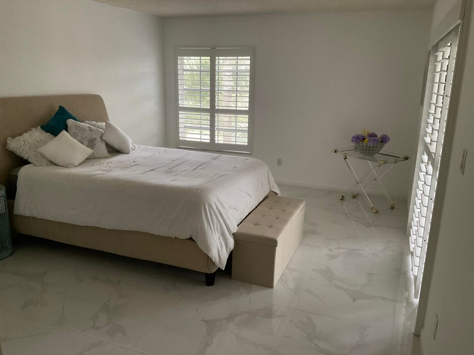 For Sale: $595,000 (3 beds, 2 baths, 1925 Square Feet)