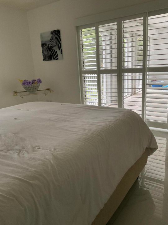 For Sale: $595,000 (3 beds, 2 baths, 1925 Square Feet)